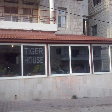 Tiger House Guest House Bcharré Екстериор снимка