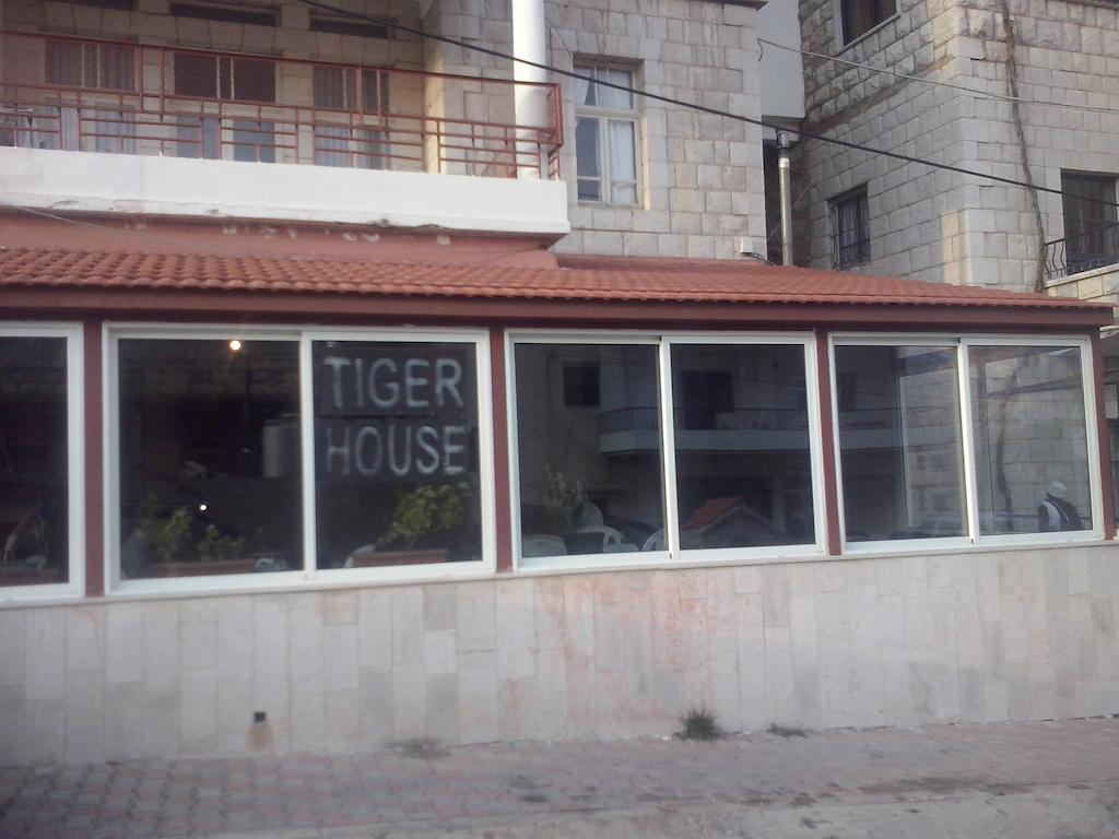 Tiger House Guest House Bcharré Екстериор снимка